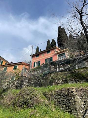 casa indipendente in vendita a Rapallo in zona Sant'Andrea di Foggia