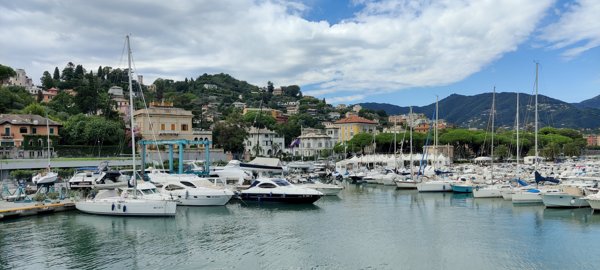 casa indipendente in vendita a Rapallo