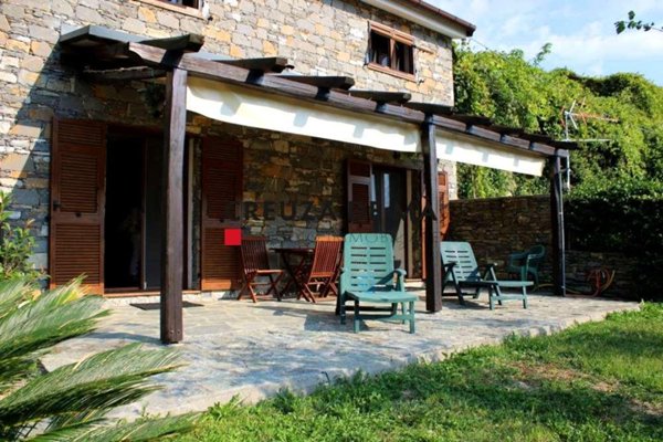 casa indipendente in vendita a Rapallo