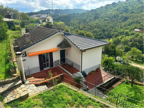 casa indipendente in vendita a Rapallo