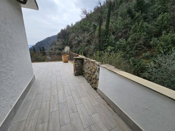 appartamento in vendita a Rapallo in zona San Maurizio di Monti