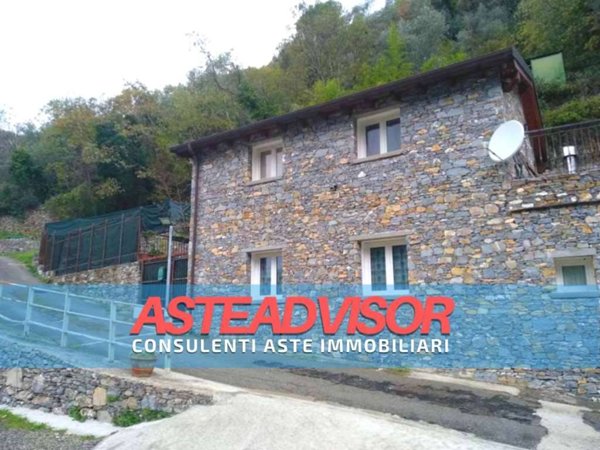 casa indipendente in vendita a Rapallo