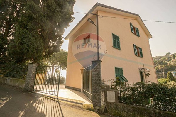 casa indipendente in vendita a Rapallo in zona San Michele di Pagana