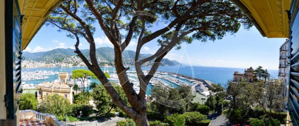 appartamento in vendita a Rapallo in zona San Michele di Pagana