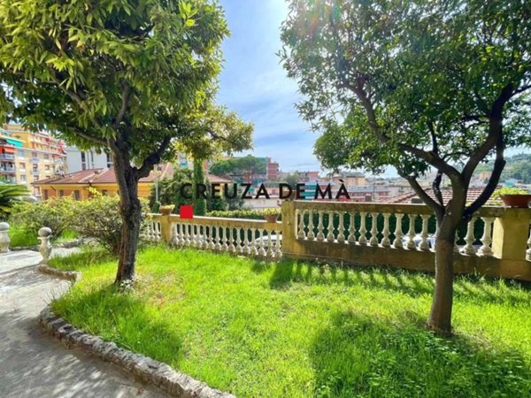 casa indipendente in vendita a Rapallo