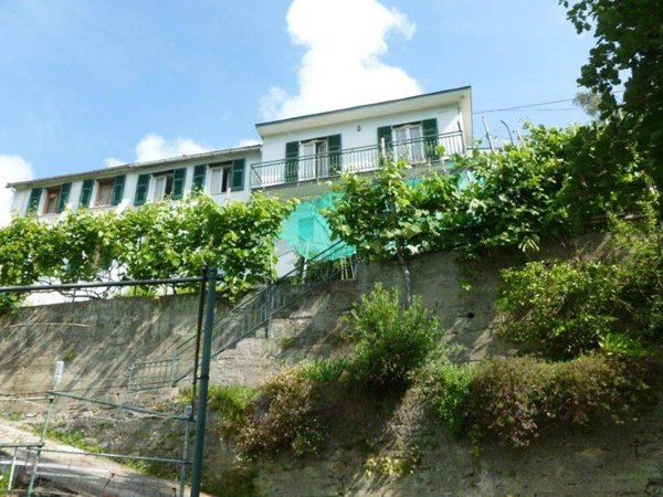 casa indipendente in vendita a Rapallo
