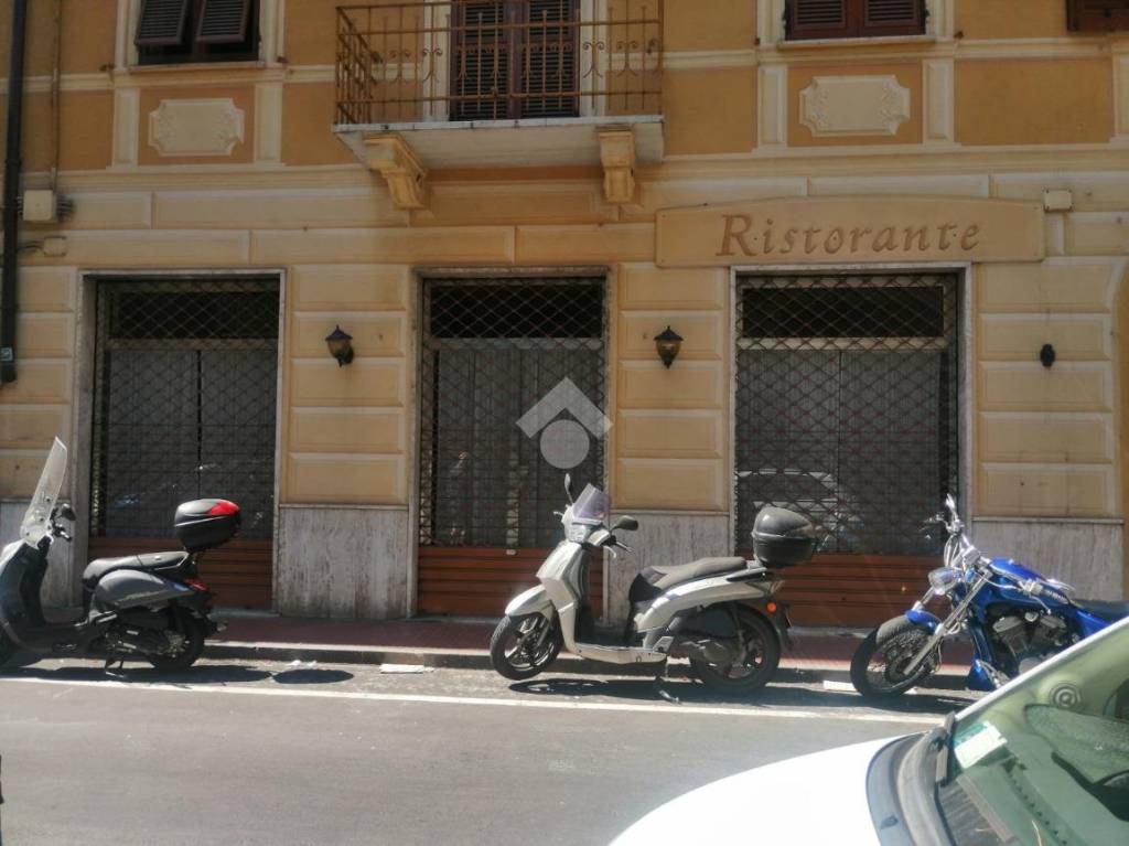 negozio in vendita a Rapallo