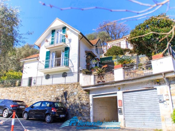 casa indipendente in vendita a Rapallo in zona San Massimo