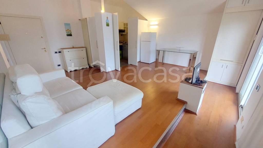 appartamento in vendita a Rapallo in zona San Michele di Pagana