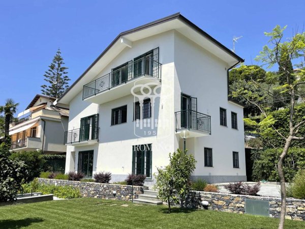 casa indipendente in vendita a Rapallo in zona San Michele di Pagana