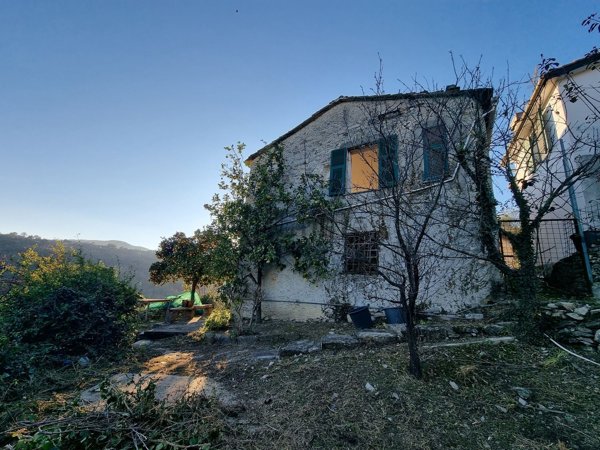 appartamento in vendita a Rapallo in zona San Martino di Noceto