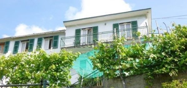 casa indipendente in vendita a Rapallo
