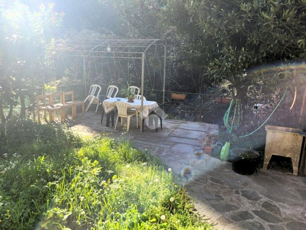 casa indipendente in vendita a Rapallo