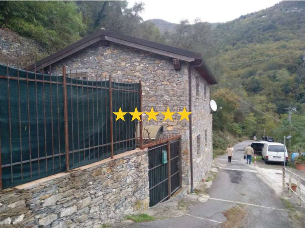 appartamento in vendita a Rapallo in zona Sant'Andrea di Foggia