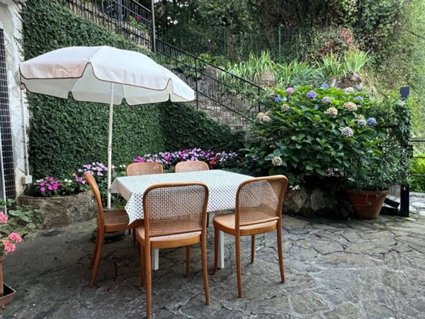 appartamento in vendita a Rapallo in zona San Michele di Pagana