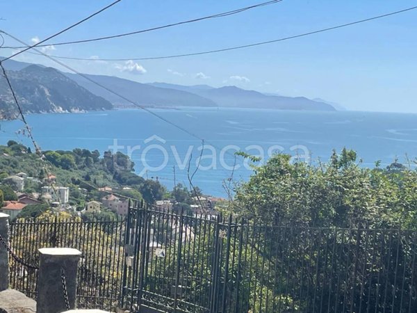 casa indipendente in vendita a Rapallo in zona San Michele di Pagana