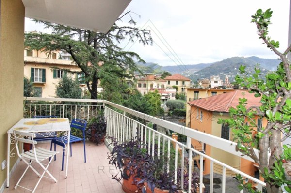 appartamento in vendita a Rapallo in zona San Michele di Pagana
