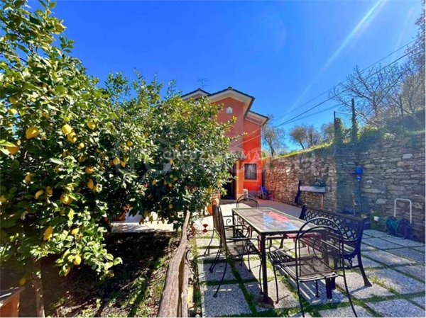 casa indipendente in vendita a Rapallo in zona Santa Maria del Campo