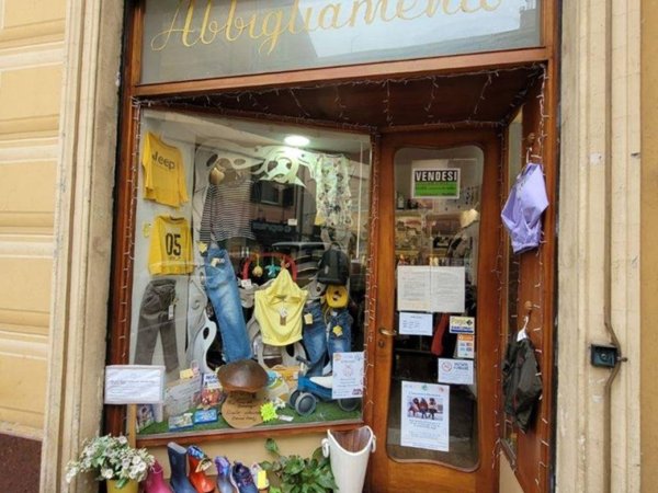 negozio in vendita a Rapallo