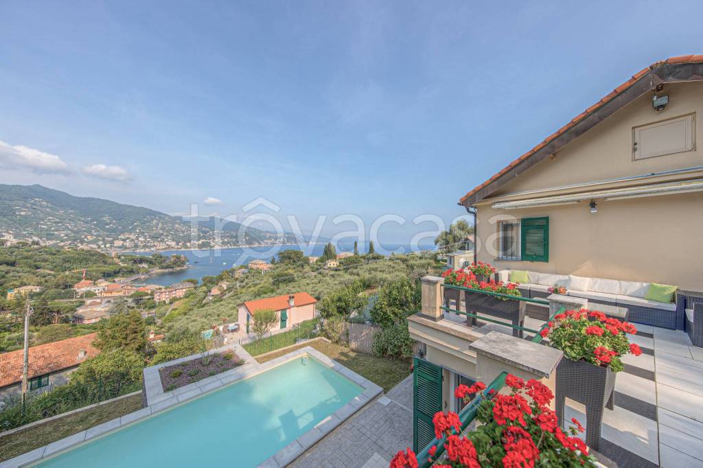 casa indipendente in vendita a Rapallo in zona San Michele di Pagana