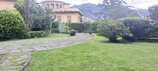 appartamento in vendita a Rapallo