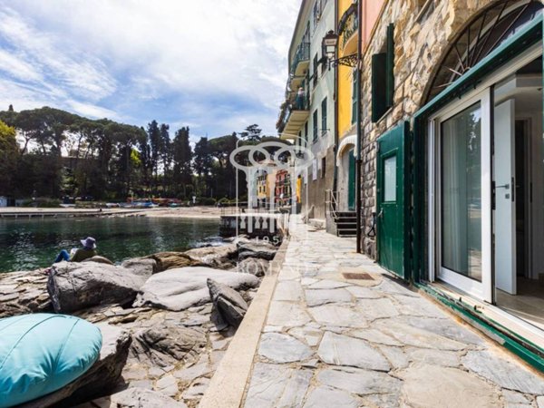 appartamento in vendita a Rapallo in zona San Michele di Pagana