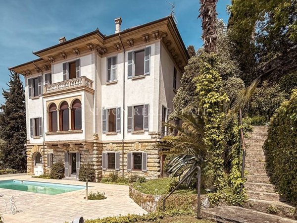 villa in vendita a Rapallo