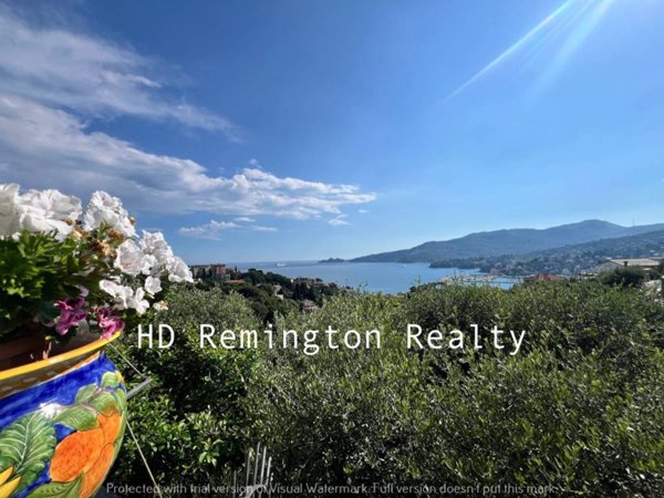 casa indipendente in vendita a Rapallo