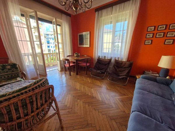 appartamento in vendita a Rapallo in zona Montallegro