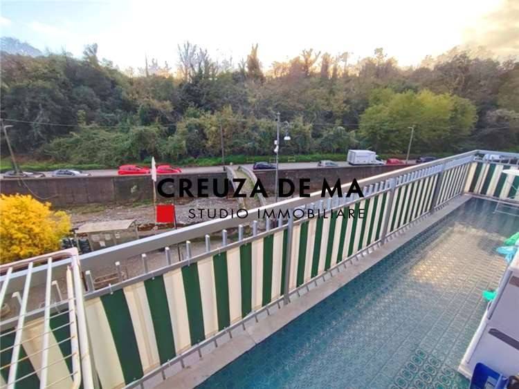 appartamento in vendita a Rapallo in zona Santa Maria del Campo