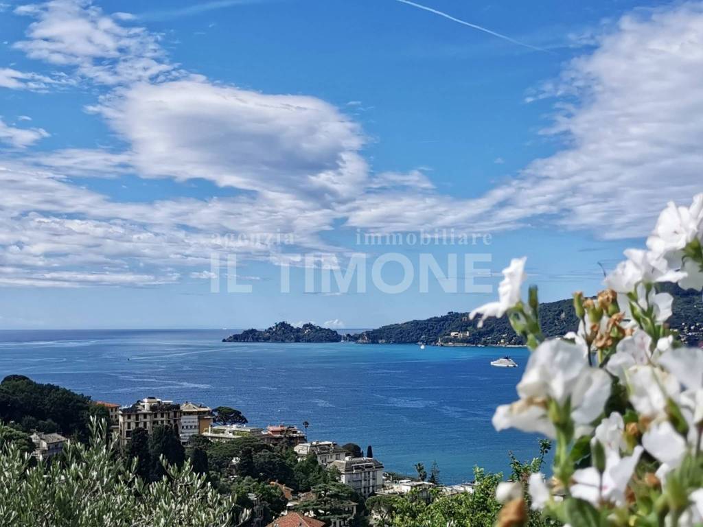 casa indipendente in vendita a Rapallo