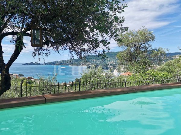 casa indipendente in vendita a Rapallo