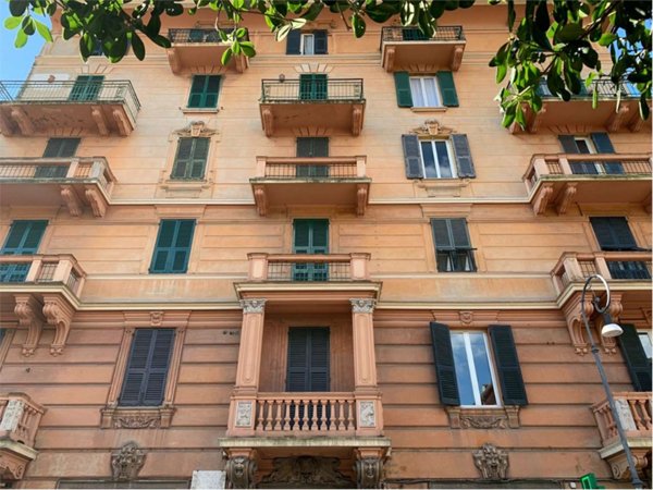 appartamento in vendita a Rapallo in zona San Michele di Pagana