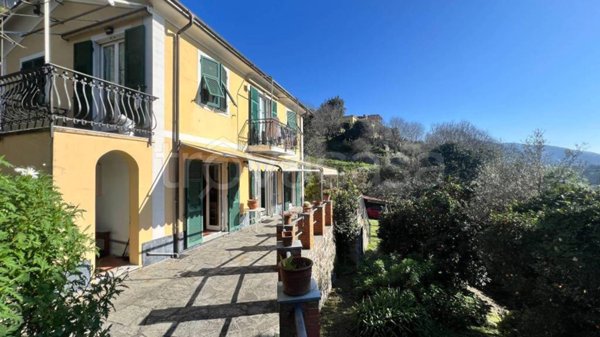 casa indipendente in vendita a Rapallo