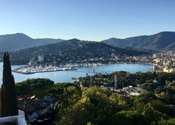 appartamento in vendita a Rapallo in zona San Michele di Pagana