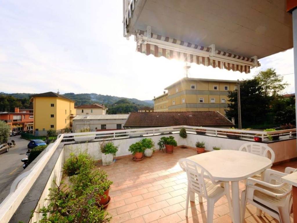 appartamento in vendita a Rapallo in zona Santa Maria del Campo