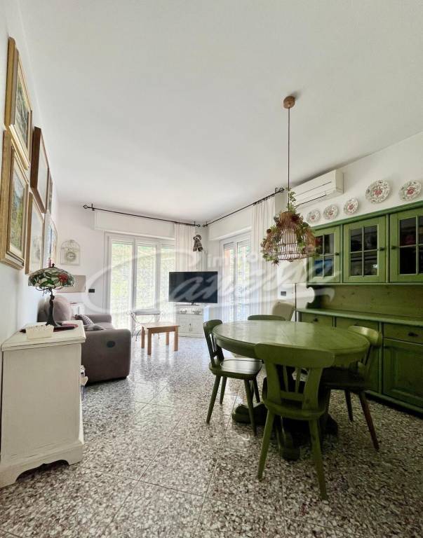 appartamento in vendita a Rapallo in zona San Michele di Pagana