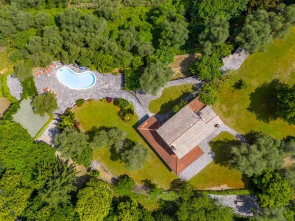 casa indipendente in vendita a Rapallo in zona Santa Maria del Campo