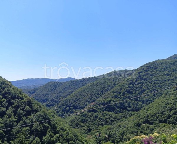 casa indipendente in vendita a Rapallo in zona Montallegro