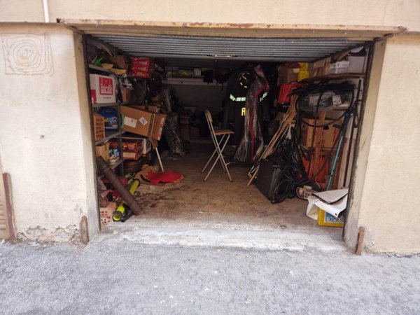 negozio in vendita a Rapallo in zona San Michele di Pagana