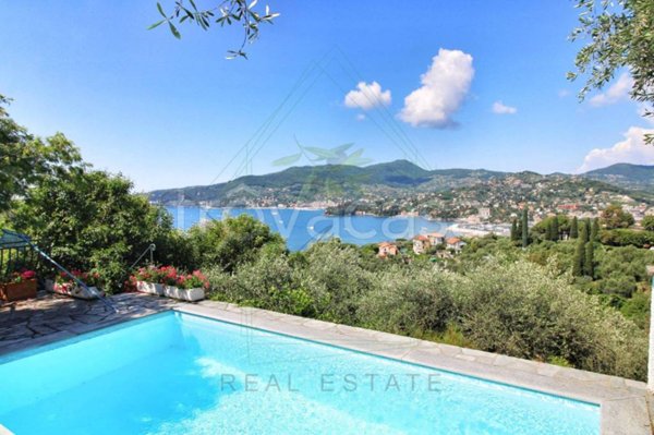 casa indipendente in vendita a Rapallo