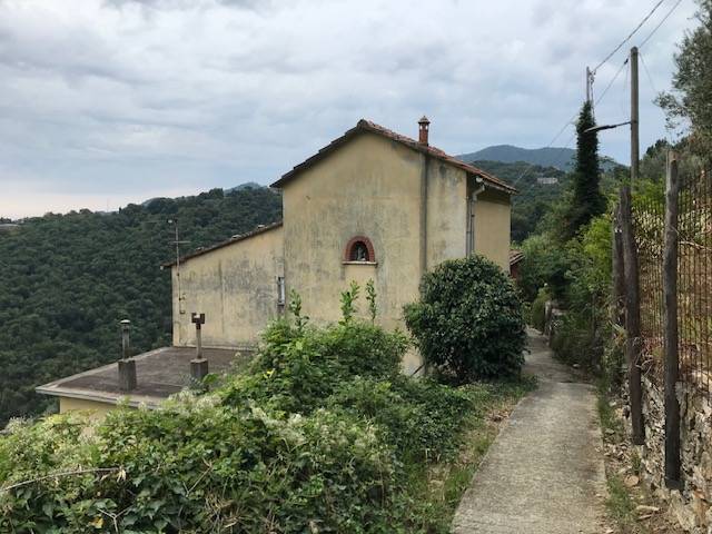 casa indipendente in vendita a Rapallo in zona San Martino di Noceto