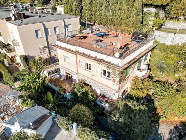 casa indipendente in vendita a Rapallo