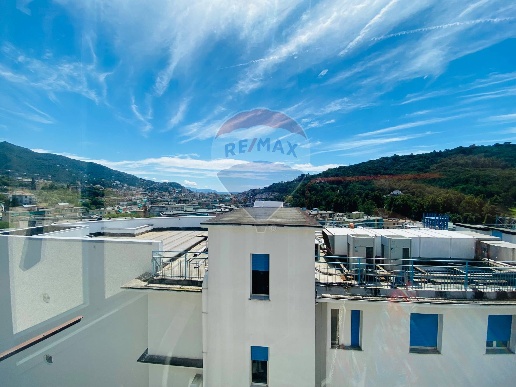 appartamento in vendita a Rapallo in zona San Pietro di Novella