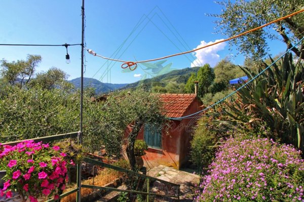 casa indipendente in vendita a Rapallo