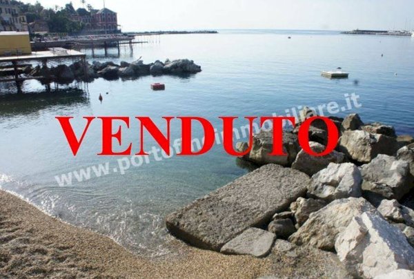 casa indipendente in vendita a Rapallo