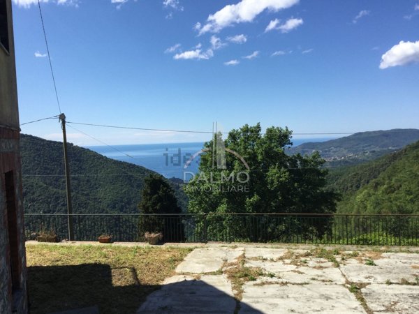 casa indipendente in vendita a Rapallo