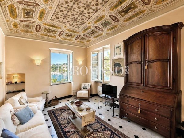 appartamento in vendita a Rapallo in zona San Michele di Pagana
