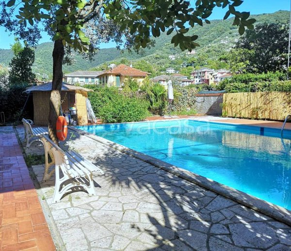 appartamento in vendita a Rapallo in zona Santa Maria del Campo
