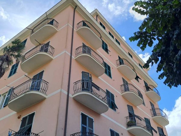 appartamento in vendita a Rapallo in zona San Michele di Pagana